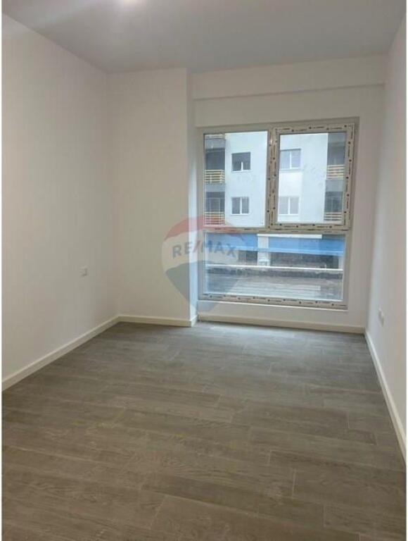 APARTMENT FOR OFFICES FOR RENT AT AURA RESIDENCE !