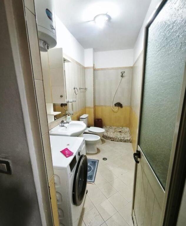 Apartament 2+1 (i konvertuar) Për Shitje në Fresku