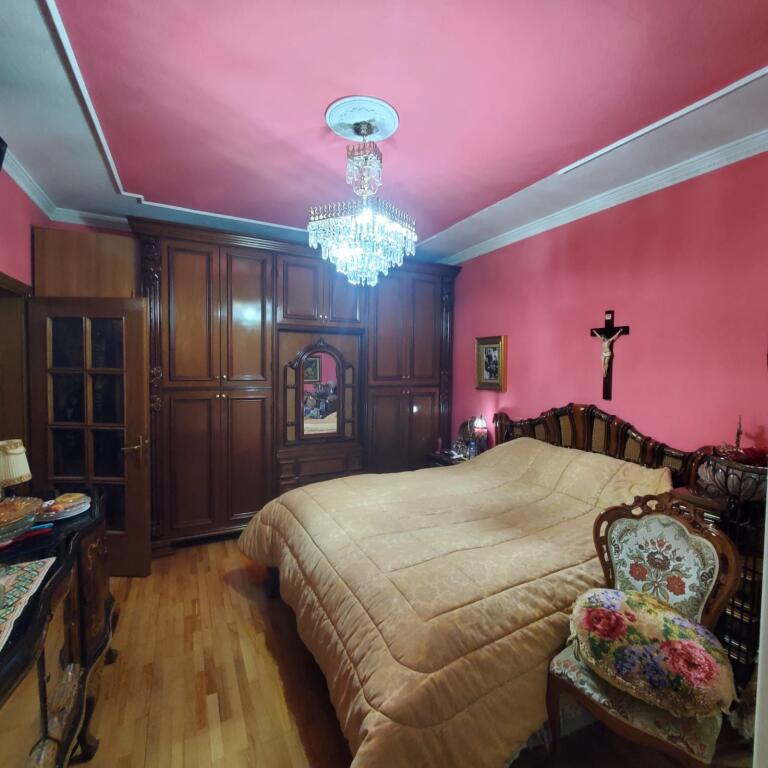 Apartament 3+1 ne shitje tek Rruga e Kavajes