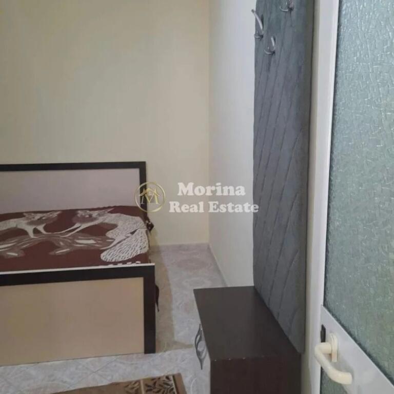 Qera | Shtëpi private 2 + 1 | 21 Dhjetori | 350 €/muaj