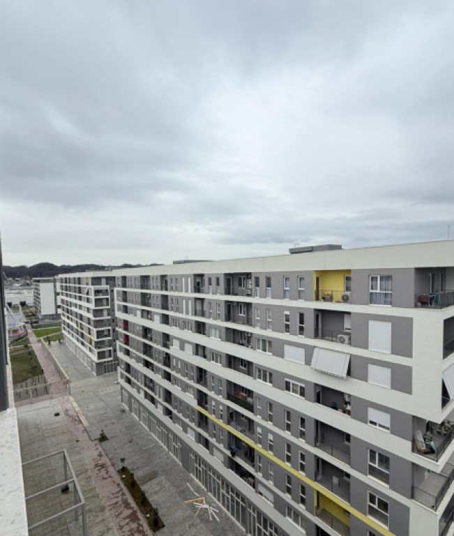 🏢 Shitet Apartament 2+1 – Univers City