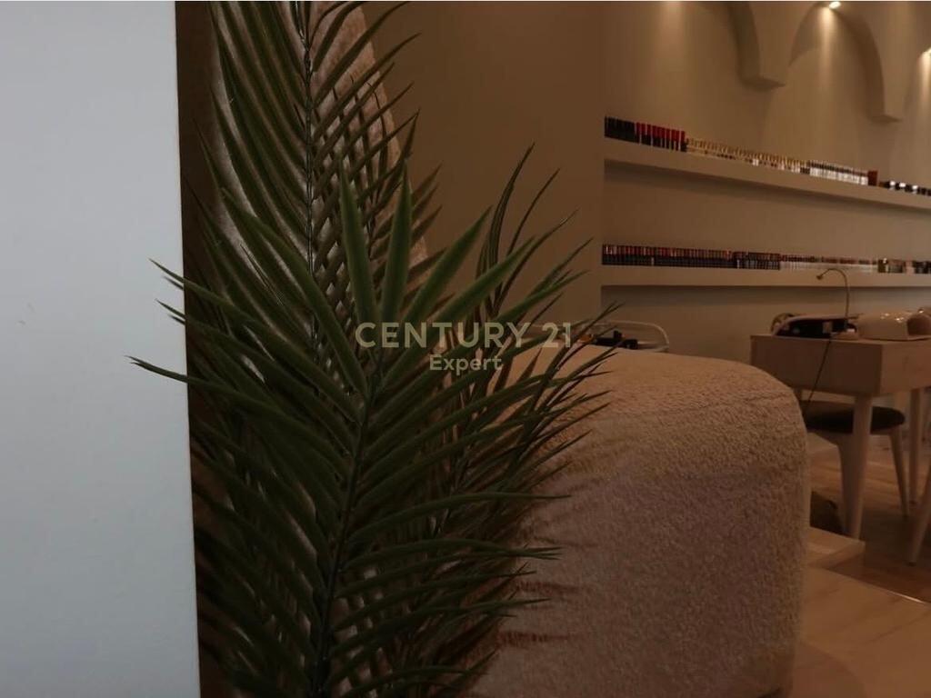 Business for Sale – Hairdressing & Aesthetics 8,000 €