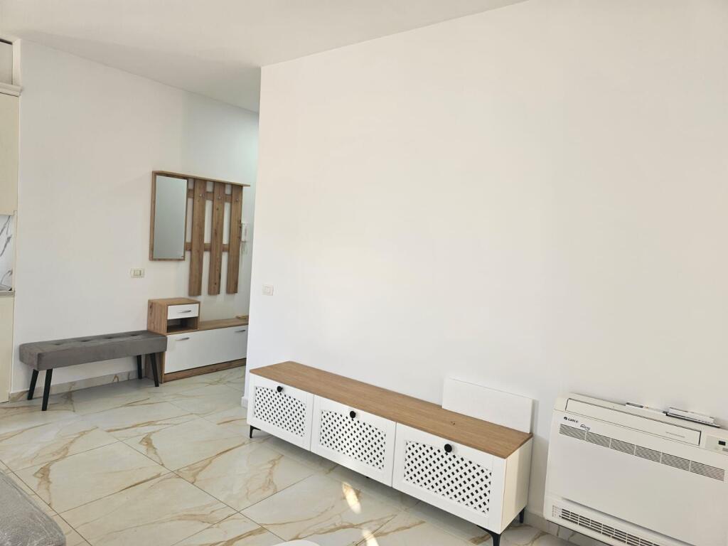🏘️ Appartamento 2+1 in affitto 📍 Univers City💰 Prezzo: 50.000 lek / mese