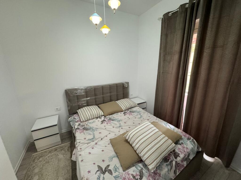 Apartament me qira ne Mangalem, Ali Dem.