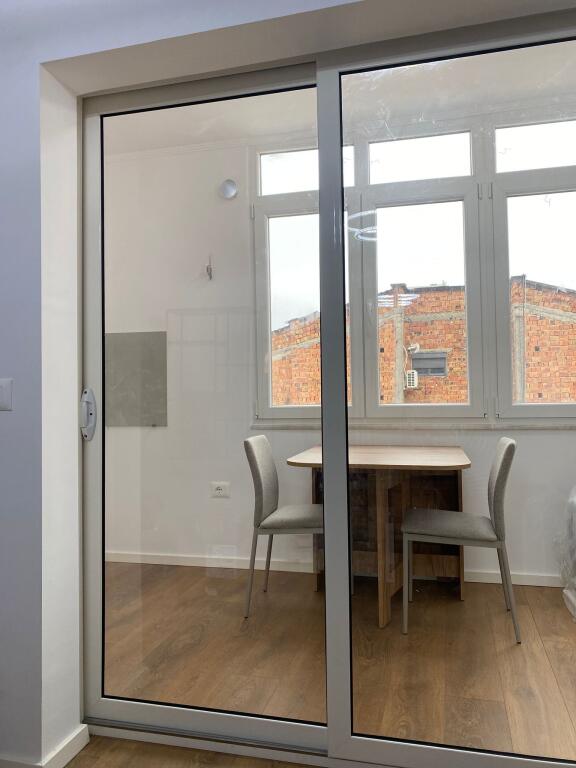 Apartament me qera te Myslym Shyri