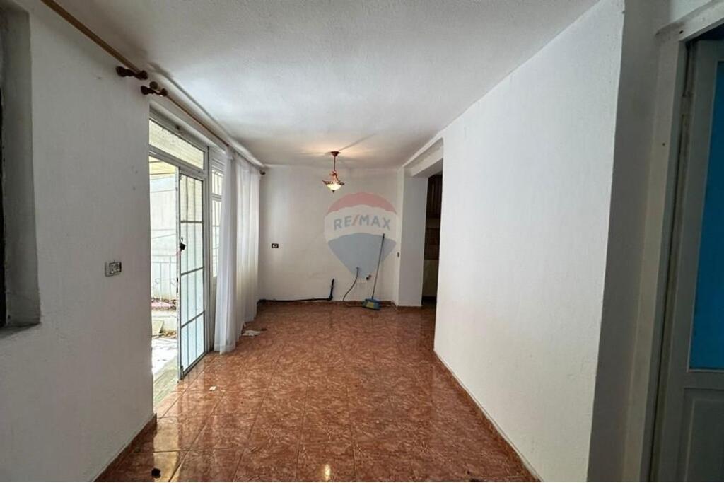 Apartament në shitje – Myslym Shyri, Zemër e Tiranës