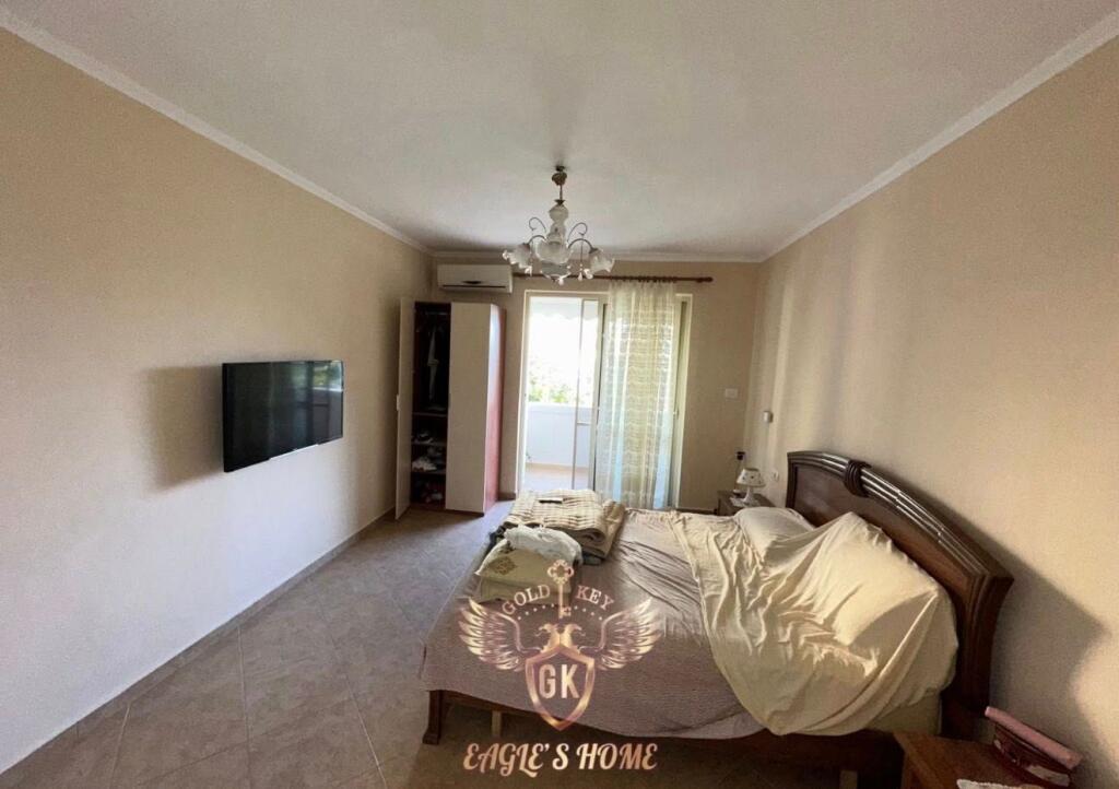 🏡 APPARTAMENTO IN AFFITTO  • 3+1 con 2 balconi, cucina separata + posto auto ☎️ 