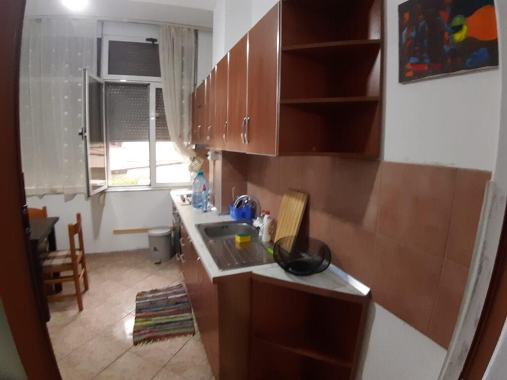 APARTAMENT 1+1 PER QERA PRANE KAZAZIT, DURRËS