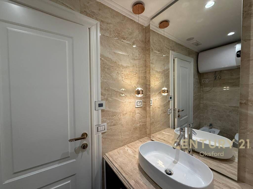 Shesim apartament 2+1+2 tek Liqeni i Thate!