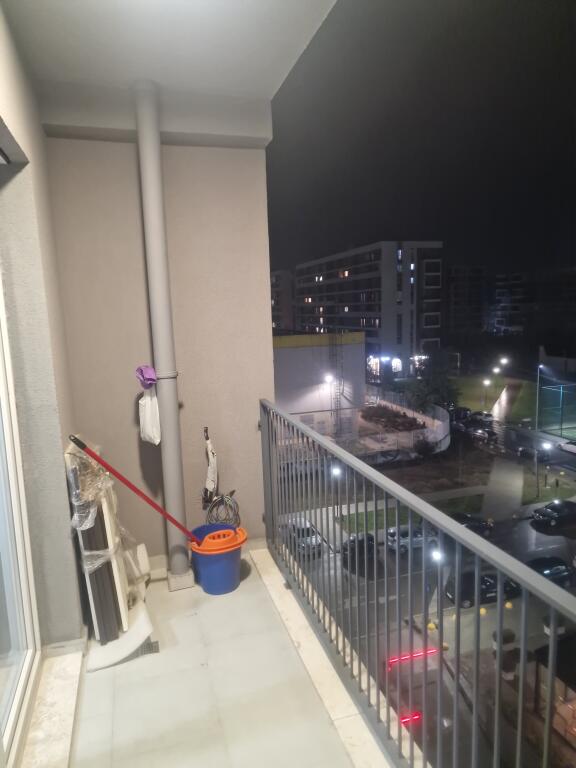 Jepet me qera apartament 1+1+parkim te Univers City