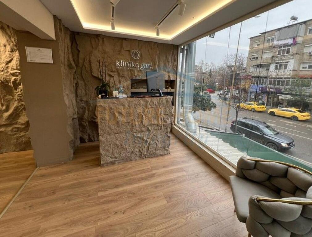 Qera, Ambient Biznesi,Rruga Irfan Tomini, Tiranë.