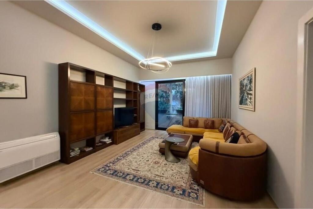 SHESIM APARTAMENT 3+1+2 LIQENI I THATE! !
