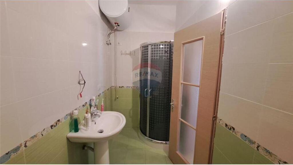 🏡 Apartament 2+1+2 në Shitje – Bulevardi Ismail Qemali, Vlorë