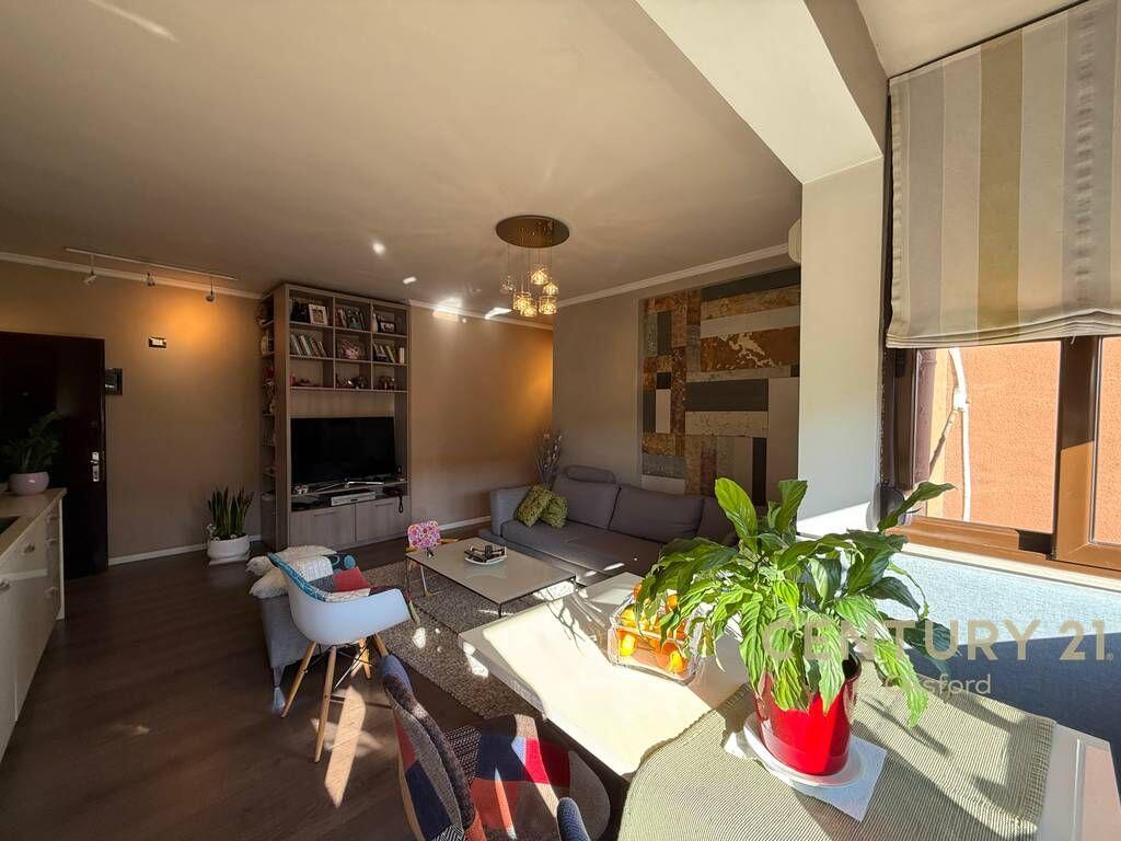 Shesim apartament 2+1, tek Ish Fusha e Aviacionit