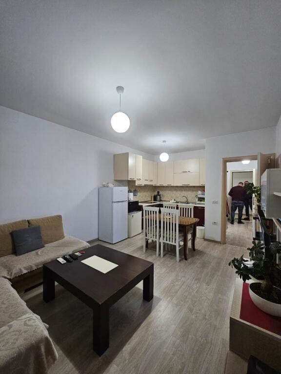 affittasi 1+1 ad Astir