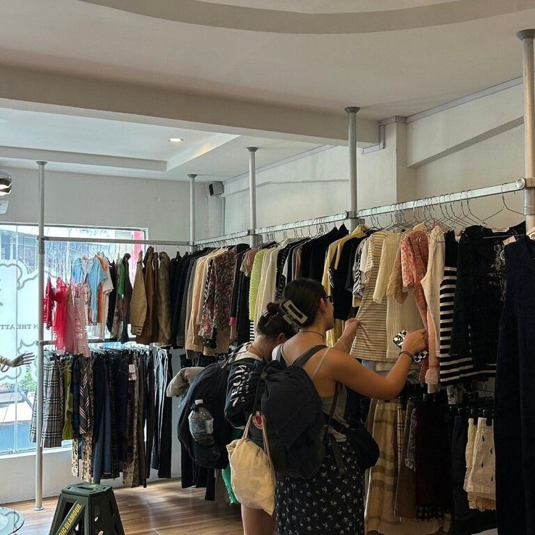 Jepet me Qera  Ambjent Biznesi-Yzberisht