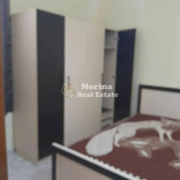 Qera | Shtëpi private 2 + 1 | 21 Dhjetori | 350 €/muaj