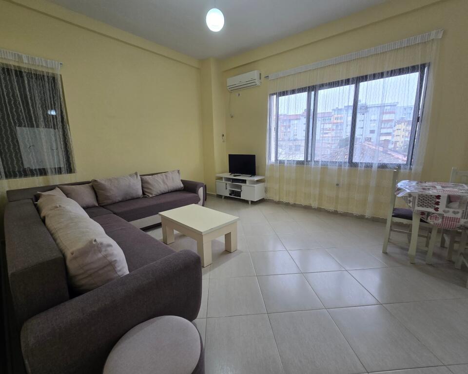 1+1/Shitje 📍Vasil Shanto 📌45000 lek