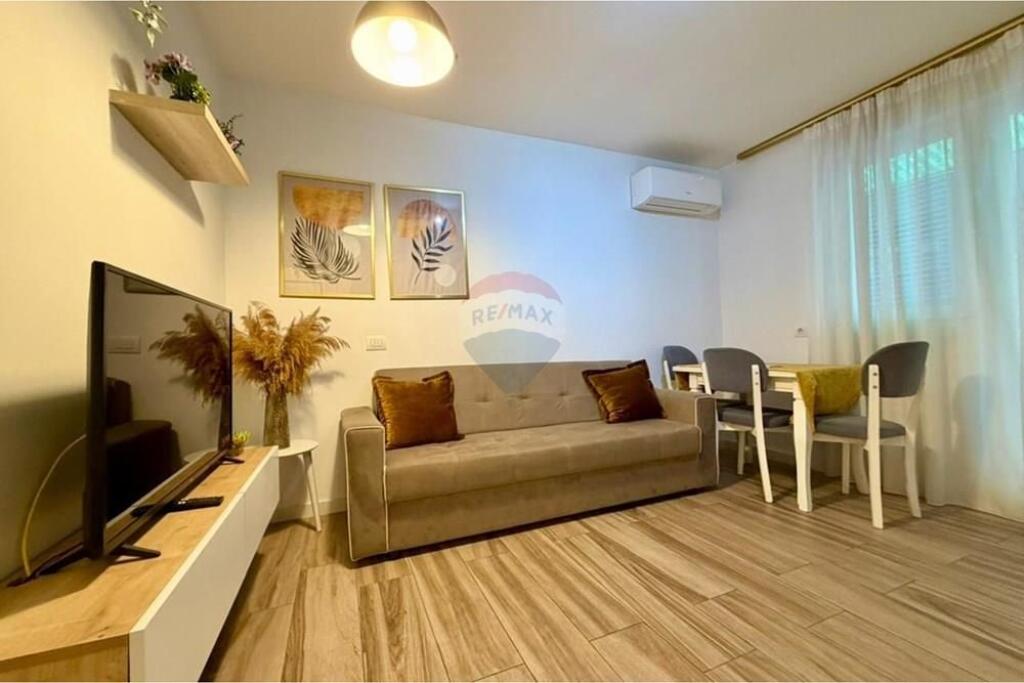 Apartament 2+1 për Qera – Mine Peza