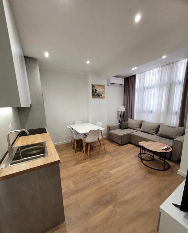 Super ap 1+1 tek komuna parisit ( kolonat )