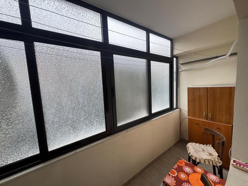 Apartment 1+1 with separate kitchen for rent near the Medreseja of Tirana (ID D8241Z8)