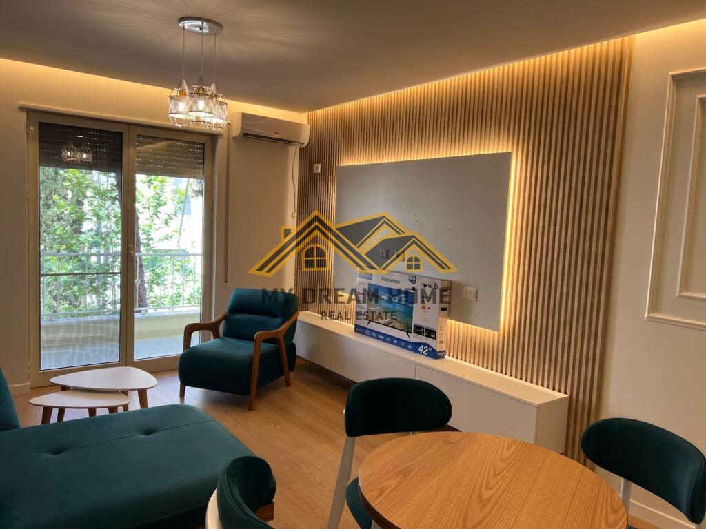 SHITET SUPER APARTAMENT NE GOLEM!