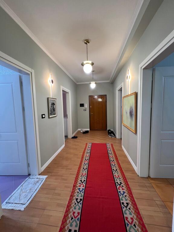 Super 3+1+2 apartment for sale Dibres St.