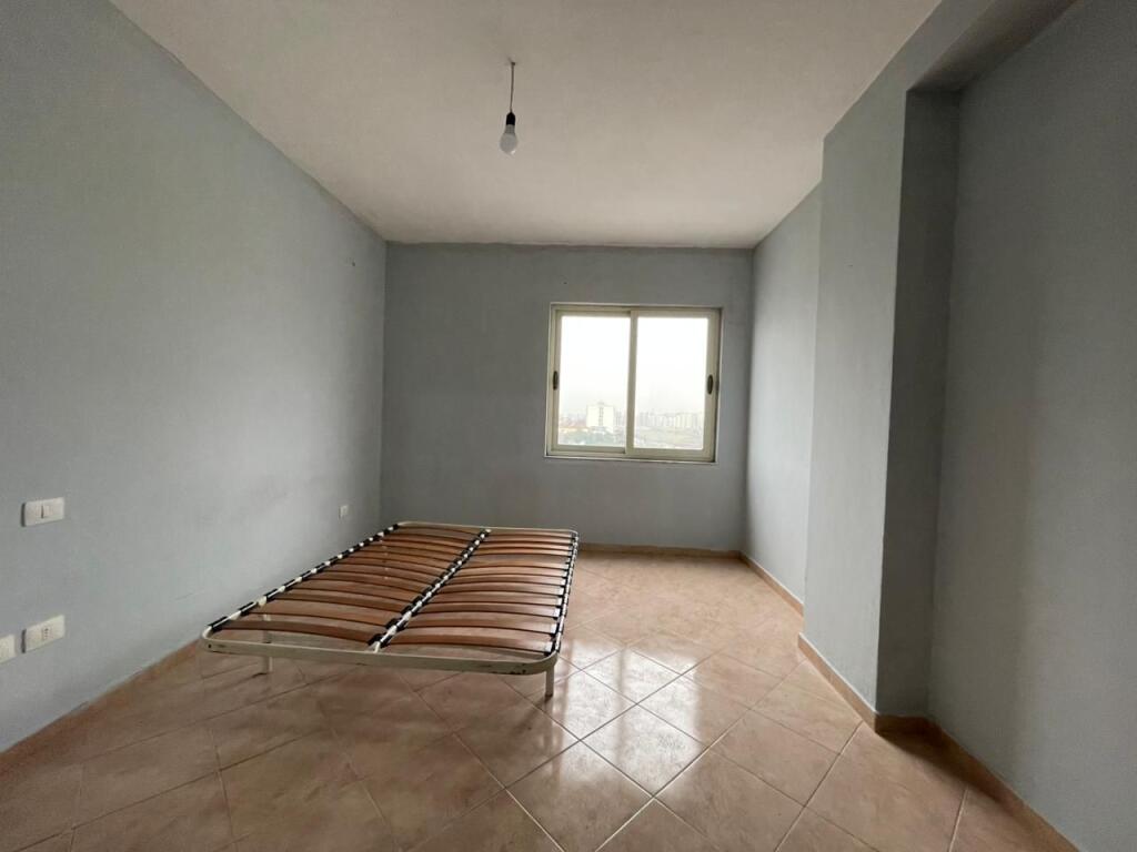 Apartament 1+1 per qira prane Grand Gallery ne Yzberisht.