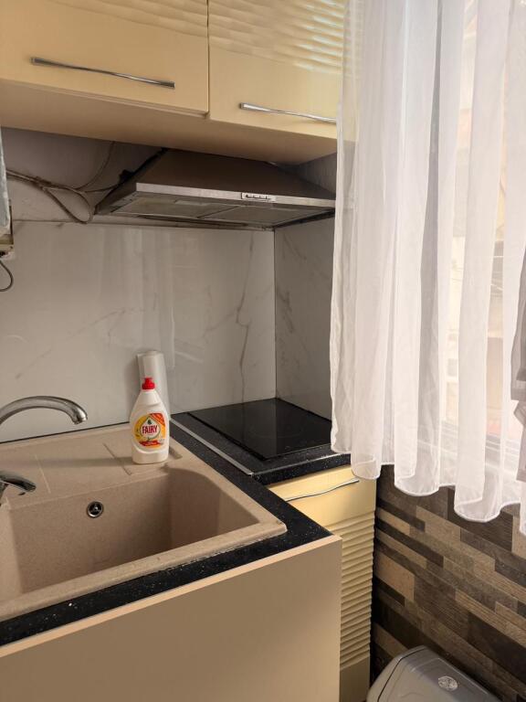 Appartamento 2+1 in affitto di fronte al Palazzo dello Sport.