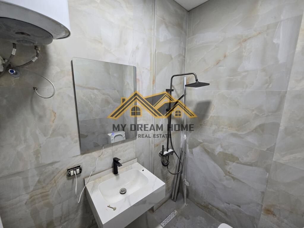 SHITET GARSONIERE TEK SHKEMBI KAVAJES DURRES!