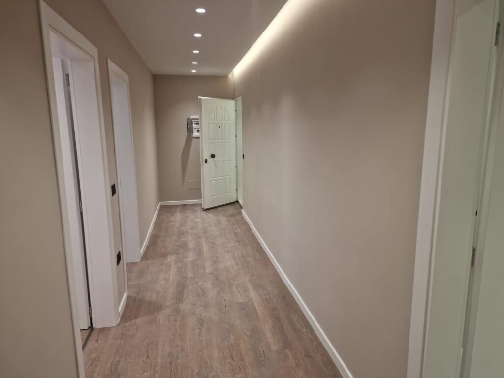 COMUNE DI PARIGI, vendiamo un super appartamento 2+1+2