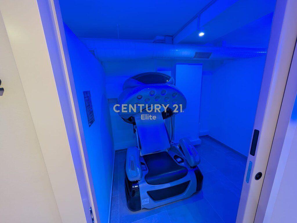 Locale commerciale in vendita nella zona "Tirana Nuova". 550.000 € Superficie totale 155m2