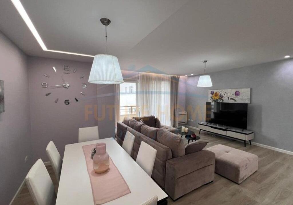 Qera, Apartament 3+1+2+Post Parkimi, SunRise Residence, Tiranë..