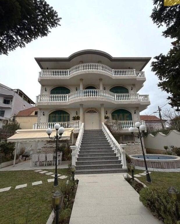 Shitet, Vilë, Ali Demi, Tiranë.