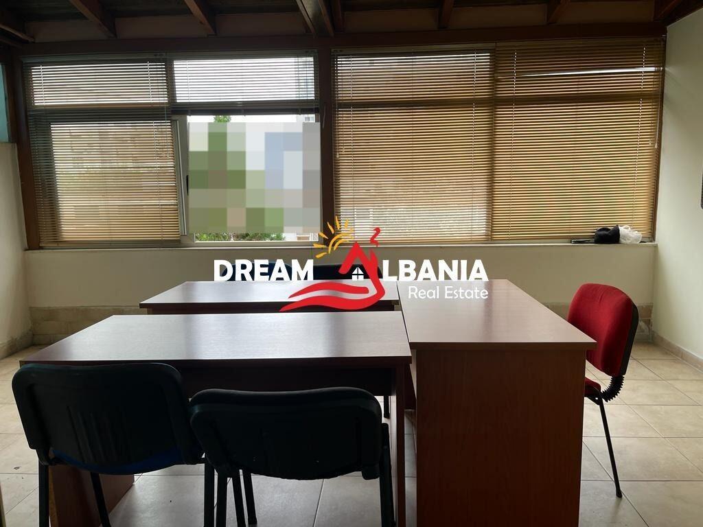 Zyre me qera ne Don Bosko prane Vizion , Tirane (ID 42611400 )