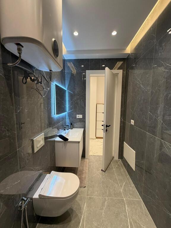 Apartament 1+1 per qira tek Zogu i Zi.