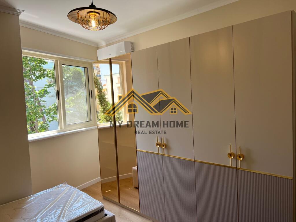 SHITET SUPER APARTAMENT NE GOLEM!