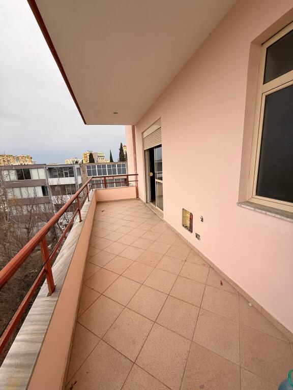 Apartment 1+1 American hospital area