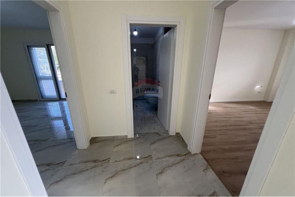 🏡 Apartment 2+1 – For Sale | Lungomare, Vlorë