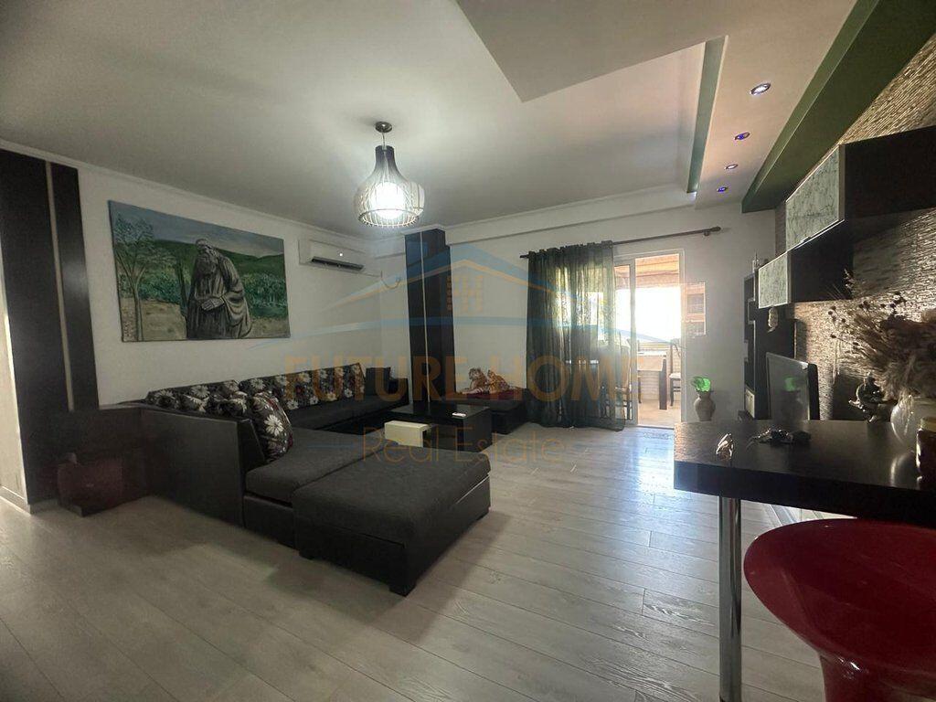 Shitet, Apartament 2+1, Jordan Misja, Tiranë.