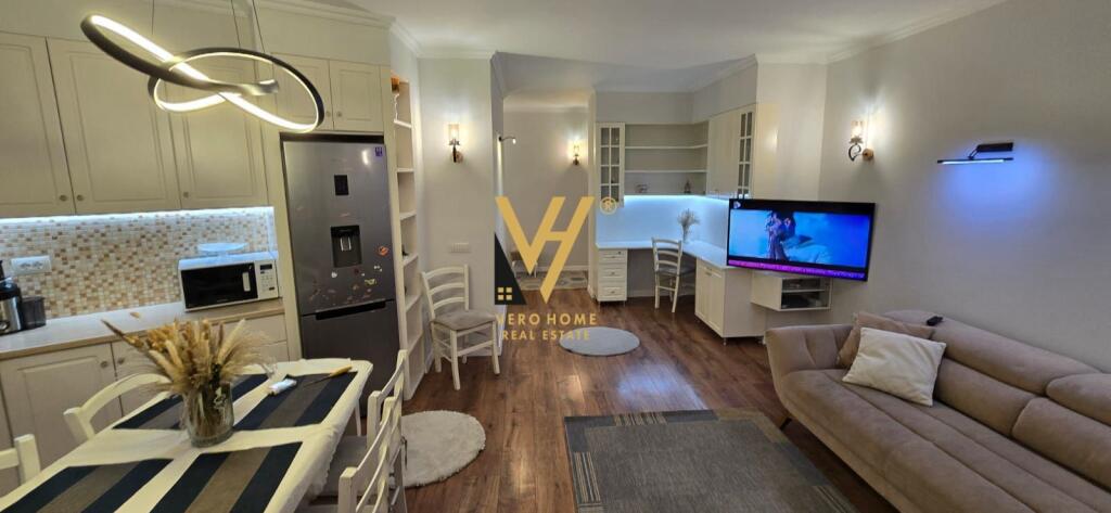 JEPET APARTAMENT 3+1+2+2 BLK ME QERA TE KODRA E DIELLIT 1.100 EURO