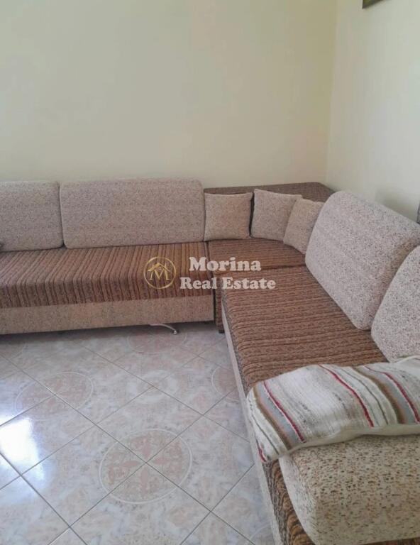 Qera | Shtëpi private 2 + 1 | 21 Dhjetori | 350 €/muaj