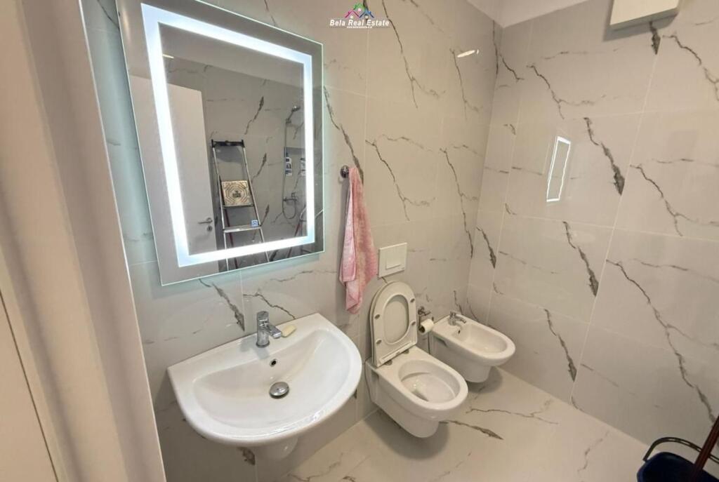 Appartamento in affitto 1+1 a Zogu i Zi (ID B2101417) Tirane