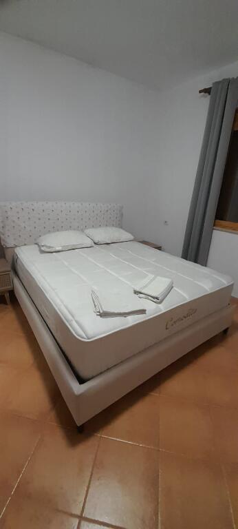 Jepet me qera shtepi private prane Zogut te Zi