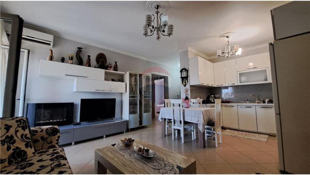 🏡 Apartament 3+1+2 – Për Shitje | Rruga Misto Mele, Vlorë