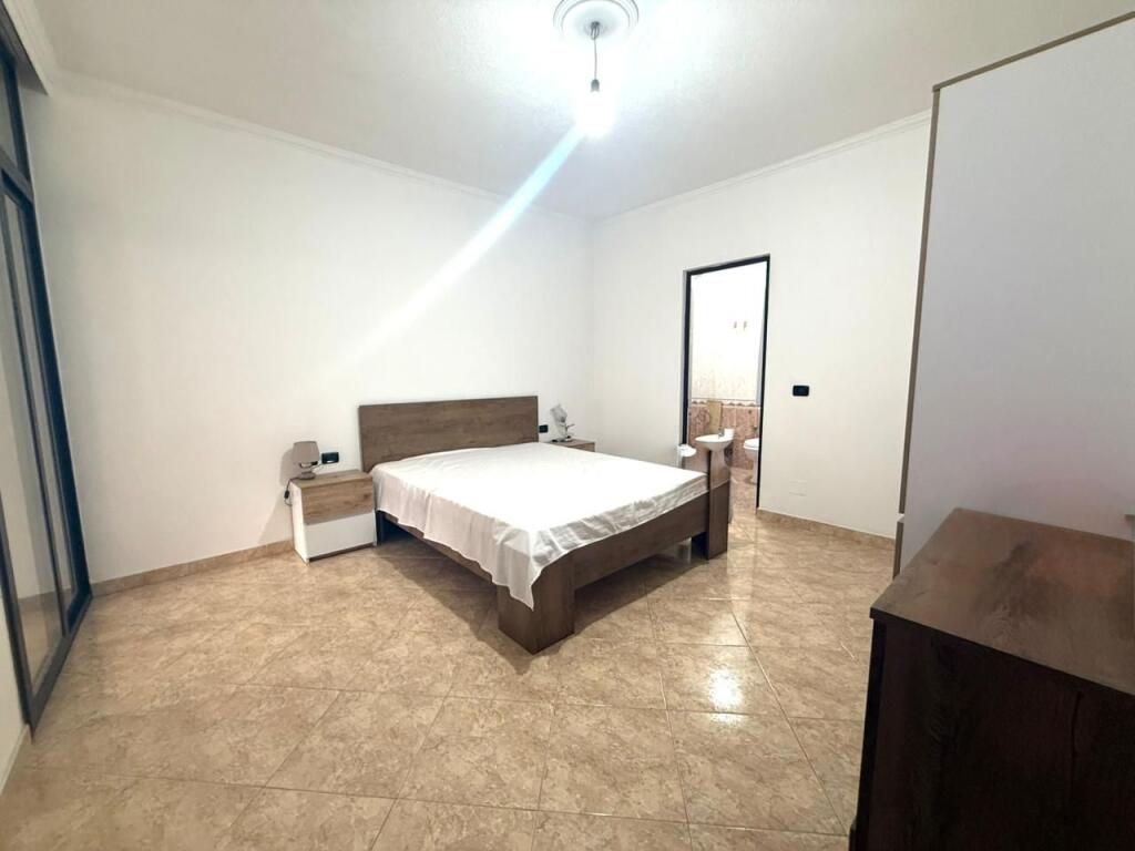 APARTAMENT 2+1  ME QIRA –  📍KOMPLEKSI PANORAMA, PRANE STACIONIT TE TRENIT