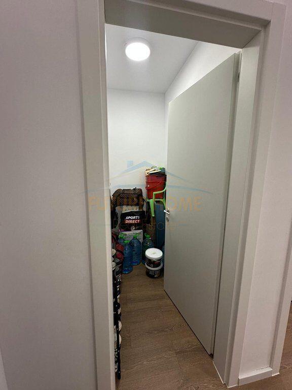 Shitet, Apartament 3+1+2, Jordan Misja, Tiranë