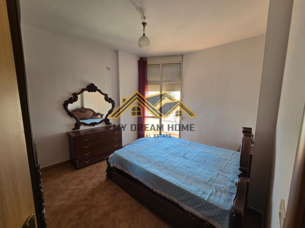 APARTAMENT 2+1 TE DREJTORIA E POLICISE,DURRES PER SHITJE
