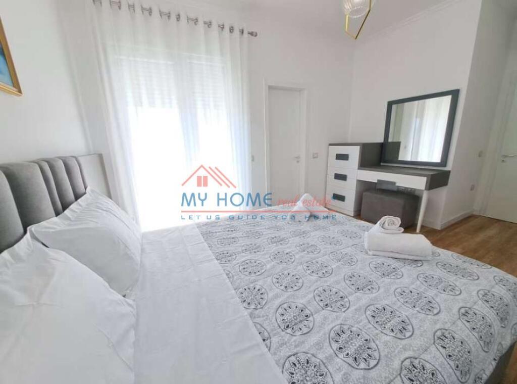 Apartament 2+1 + Post Parkimi me Qira Pazari i Ri Tirane