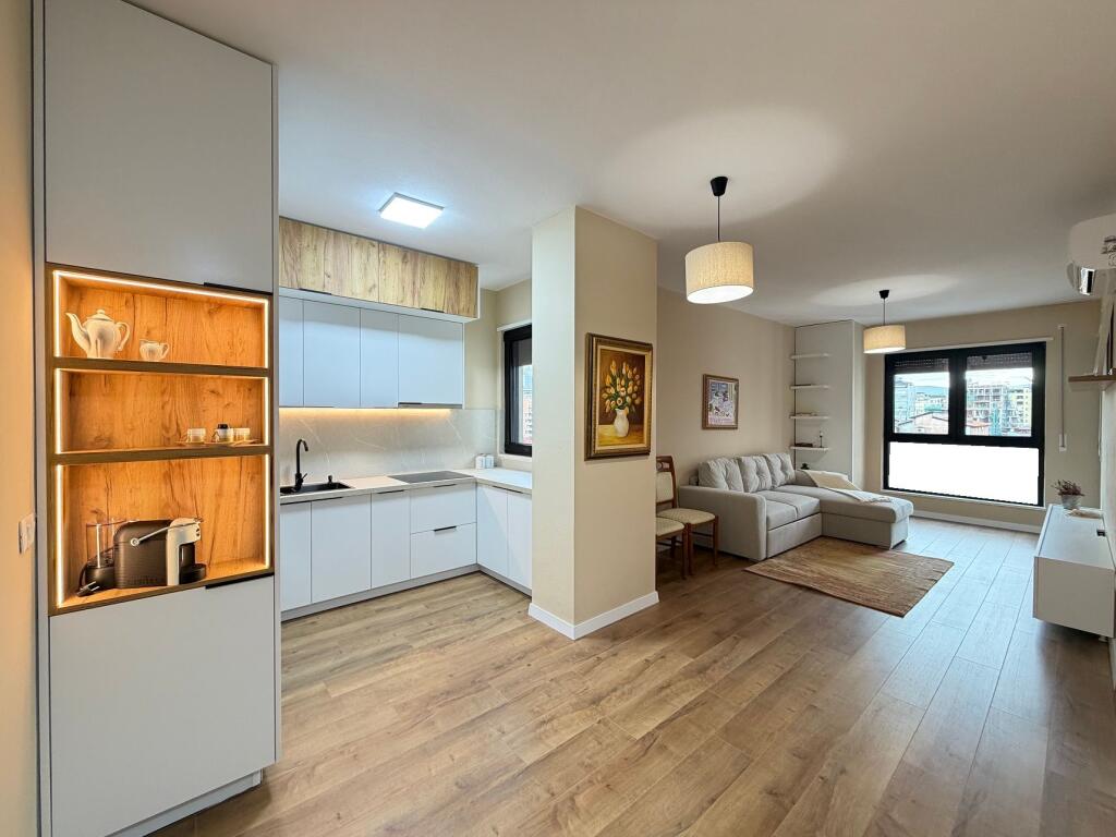 Apartment 1+1 for RENT at Komuna Parisit